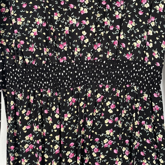 Floral dress with collar - Picture 6 of 6